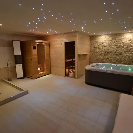 Hotel U Pralesa *